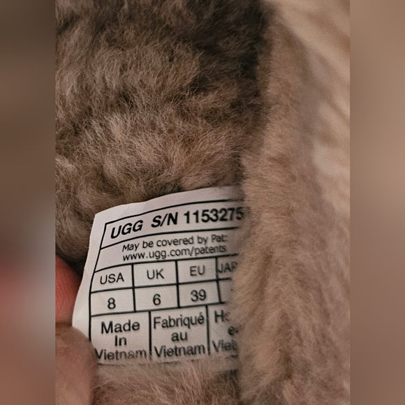 UGG Discoquette Slide Slipper, Size 8 - Picture 3 of 8